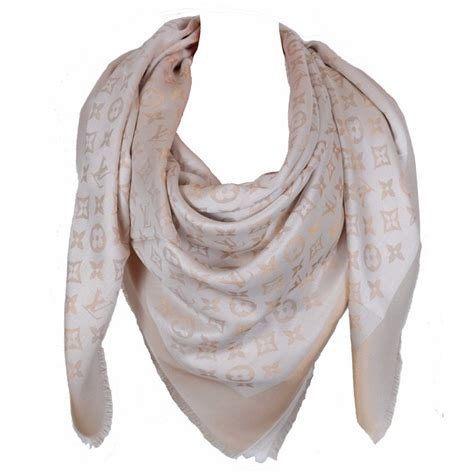 louis vuitton ladies scarf.